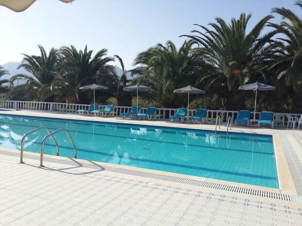 מרמרי Mariliza Beach Hotel מראה חיצוני תמונה