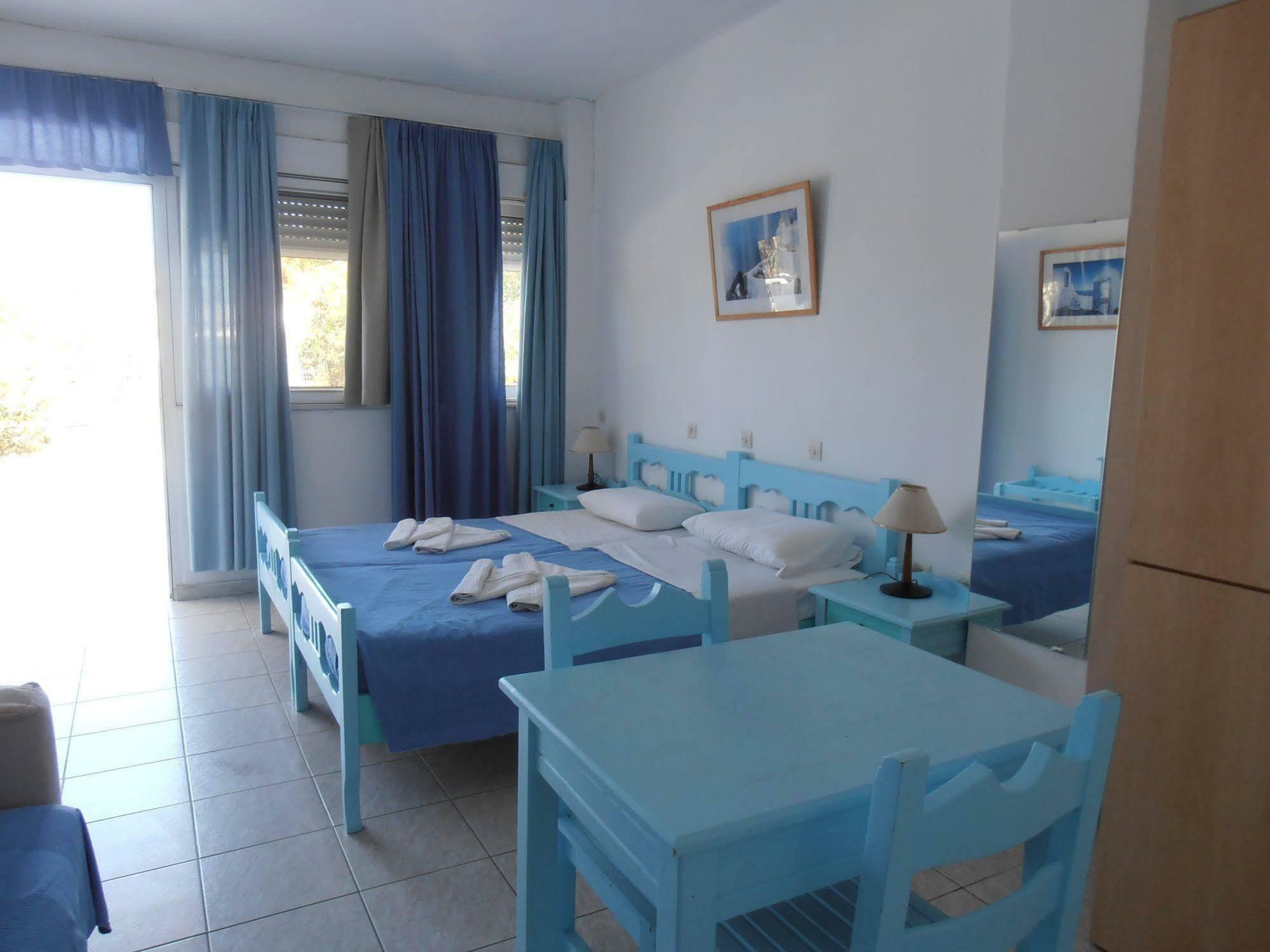 מרמרי Mariliza Beach Hotel מראה חיצוני תמונה